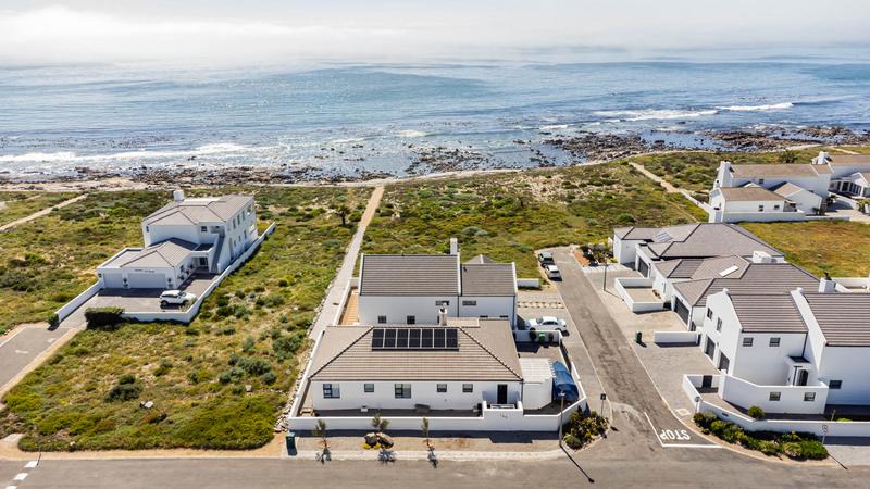 3 Bedroom Property for Sale in Sandy Point Western Cape